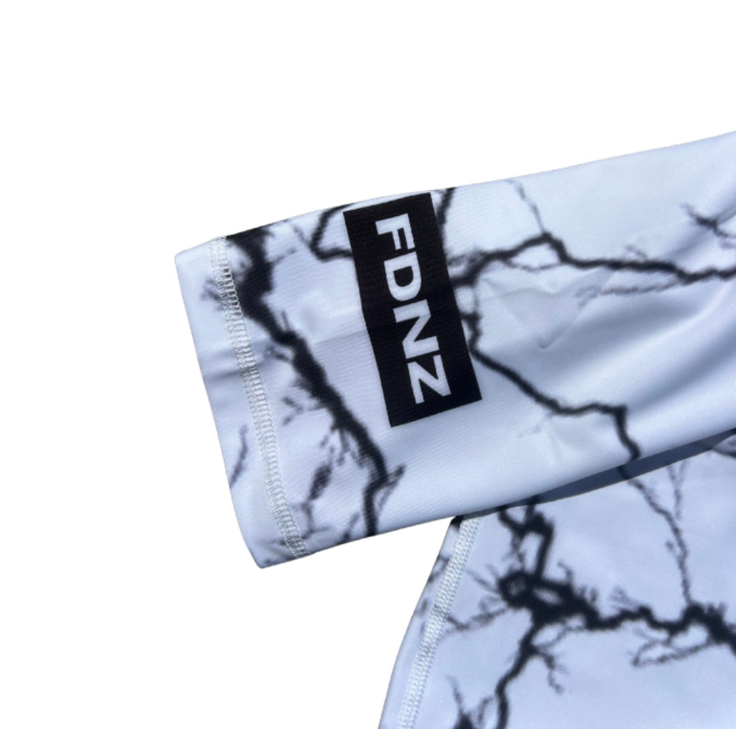 FDNZ WHITE LIGHTNING RASH GUARD