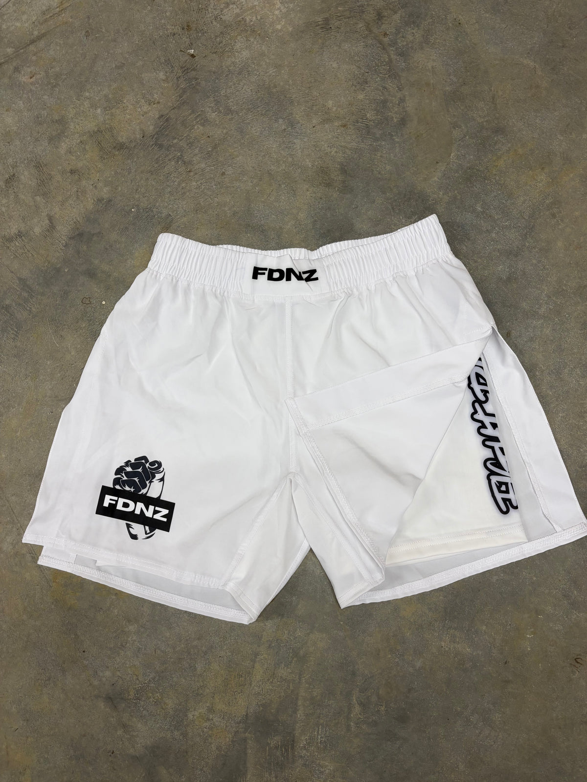 FDNZ Basic white shorts